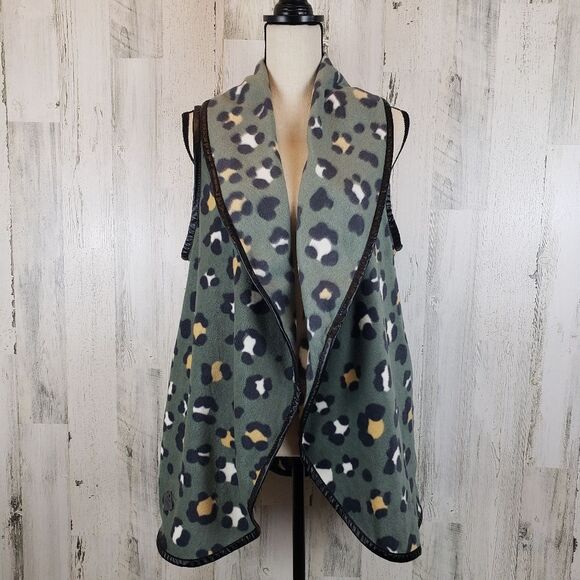 Simply Southern Fleece Leopard Vest Sz S - Picture 1 of 9